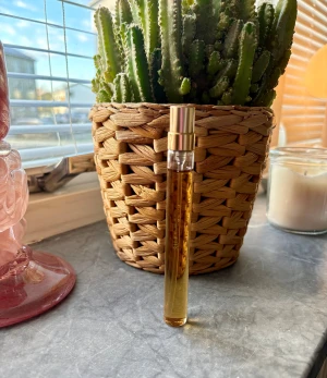 Silky Woods  - Silky Woods goldfield and Banks 10 ml, sprayad nån gång 