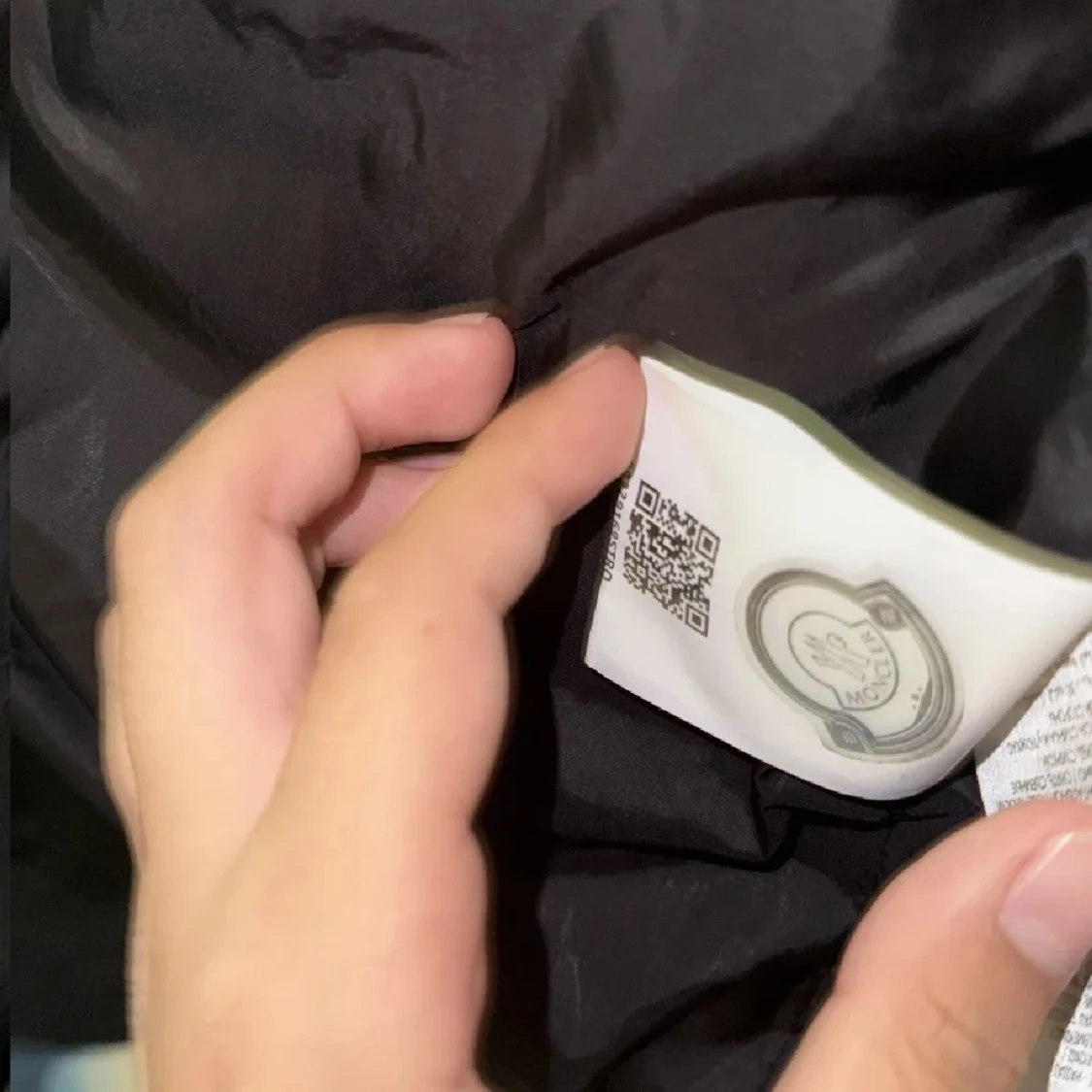 Svart Moncler pufferjacka M - 4