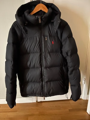 Polo Ralph lauren jacka - Polo Ralph lauren jacka används ej! 