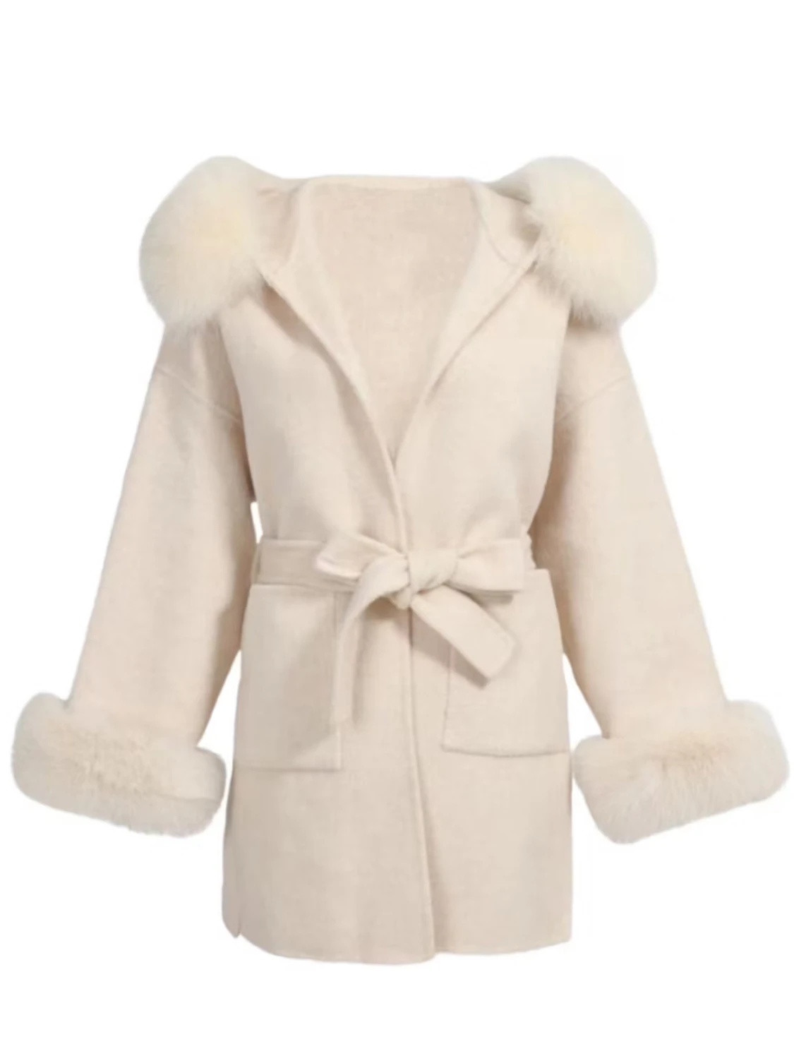 Beige pälsjacka med bälte och huva