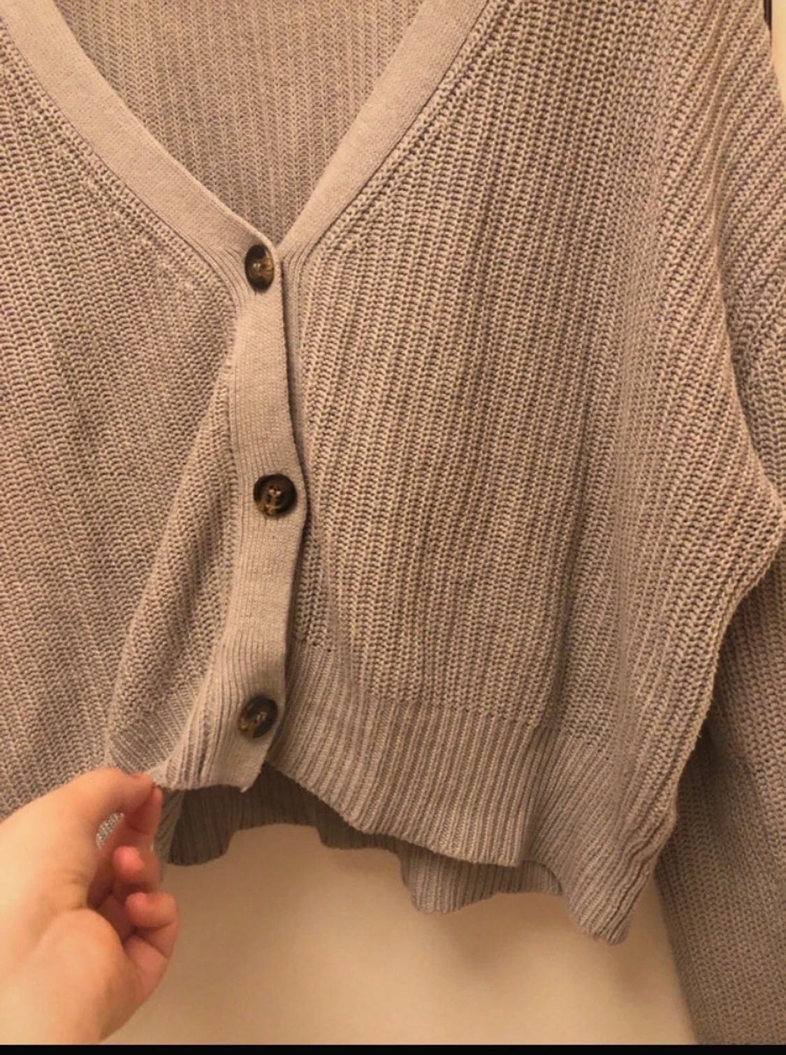 Grå croppad kofta med knappar - 1