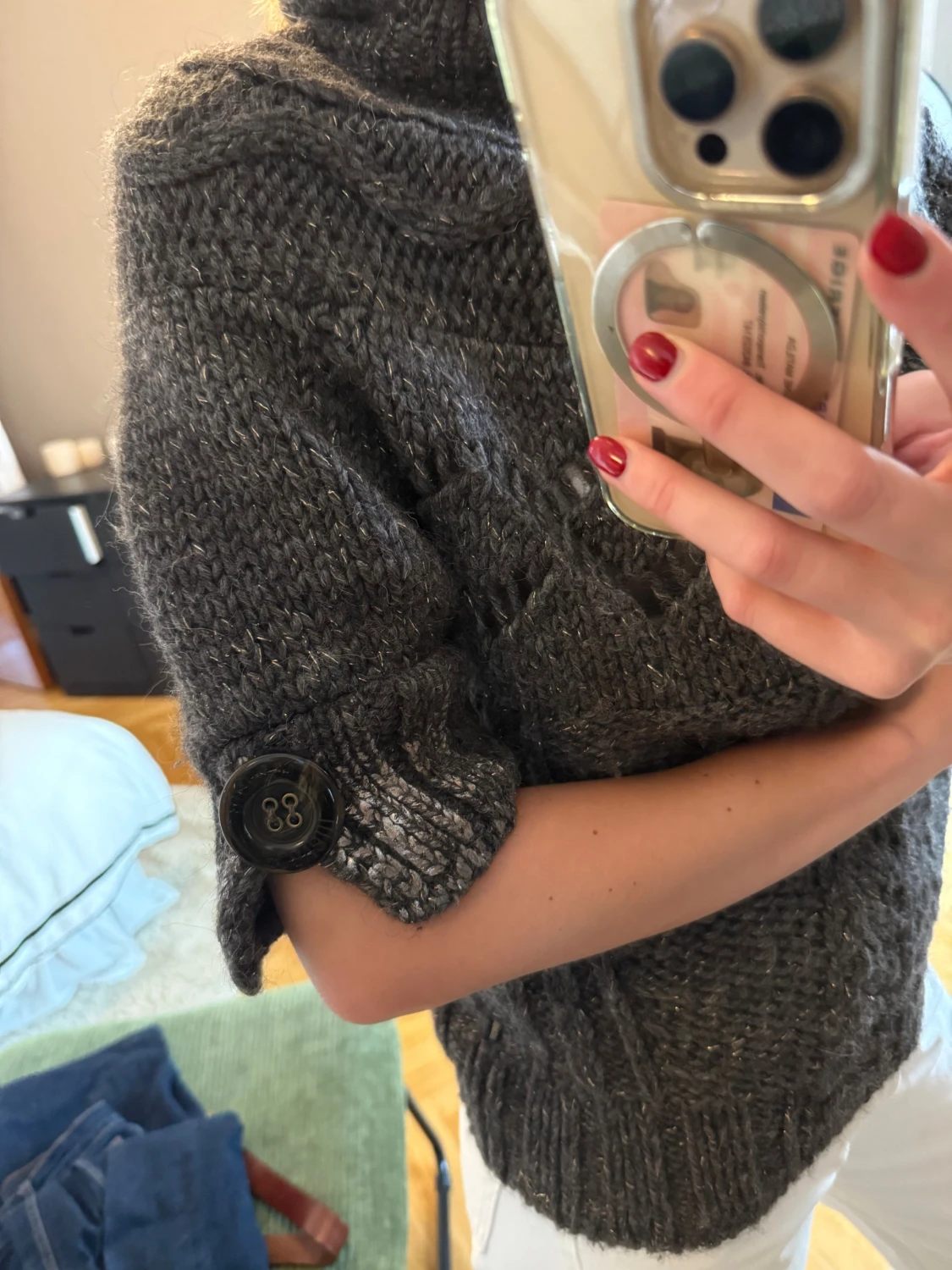 Mörkgrå stickad tröja med knappar från Just Cavalli - 3