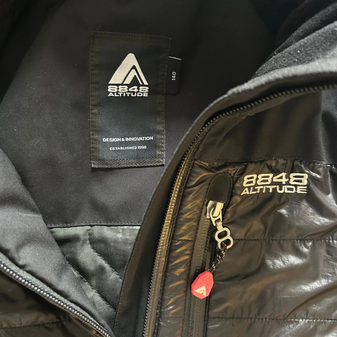 Svart pufferjacka från 8848 Altitude - 2