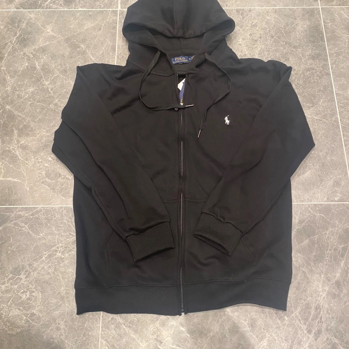 Svart hoodie från Polo Ralph Lauren