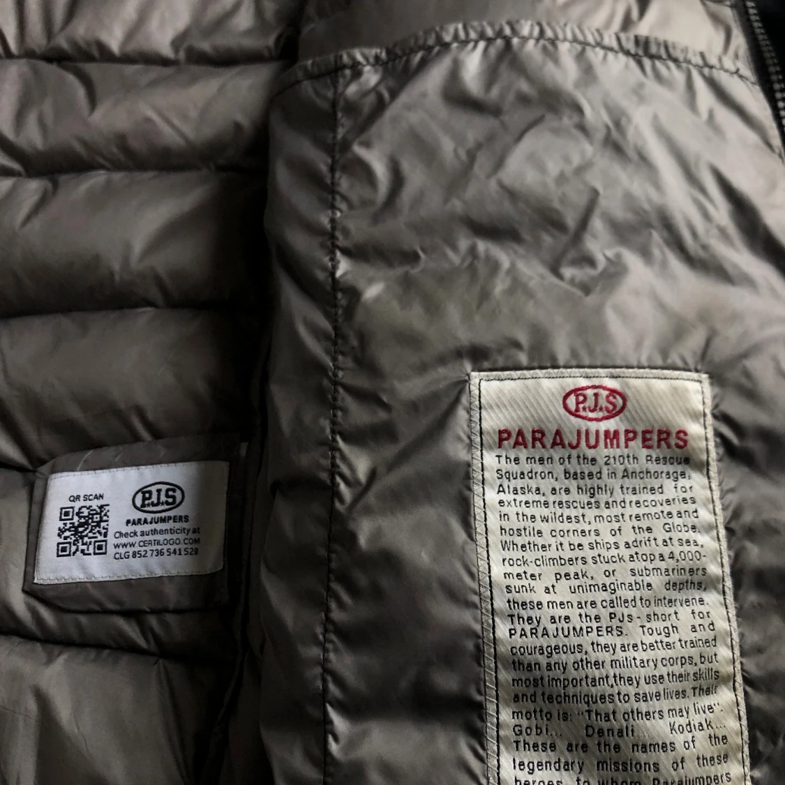 Svart dunjacka Parajumpers XL - 3