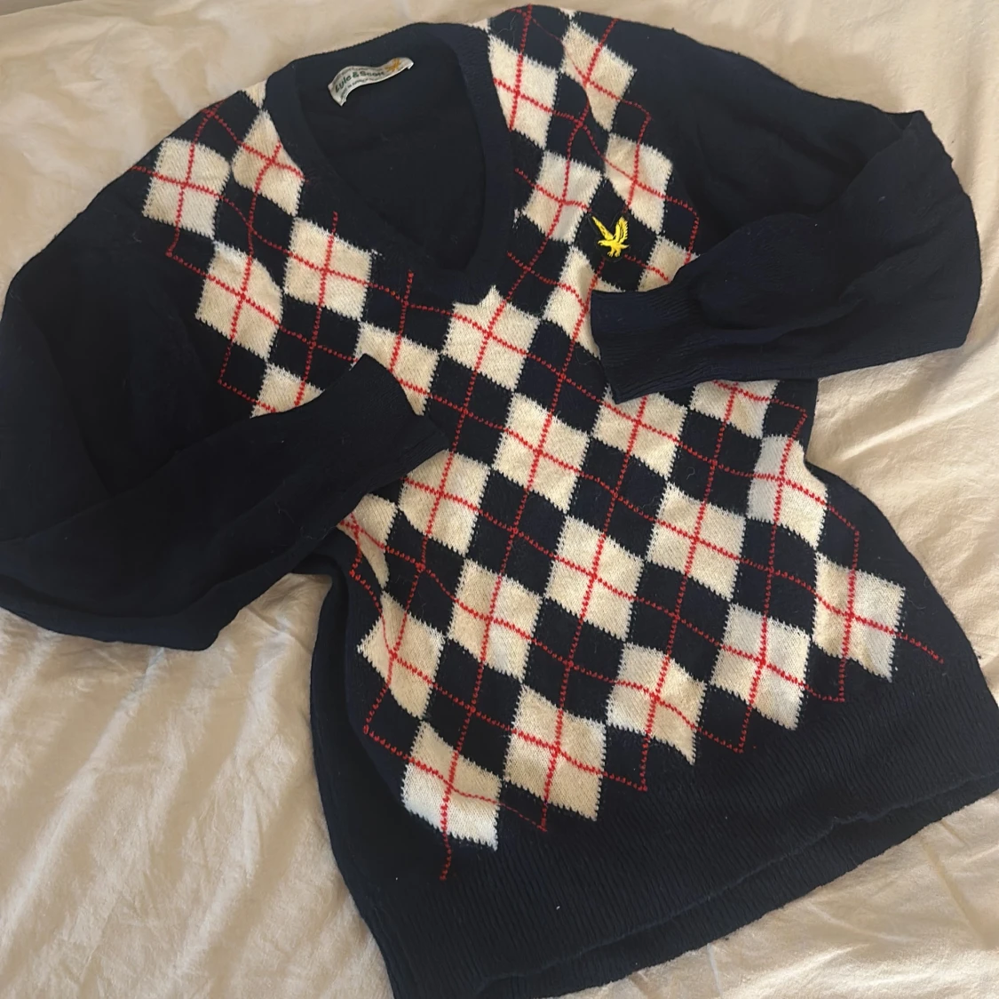 Mörkblå rutig tröja från Lyle & Scott