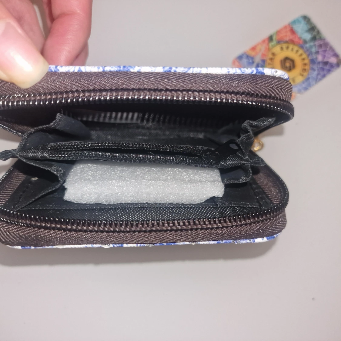 Barcelona plånbok med glittrigt tryck - 2