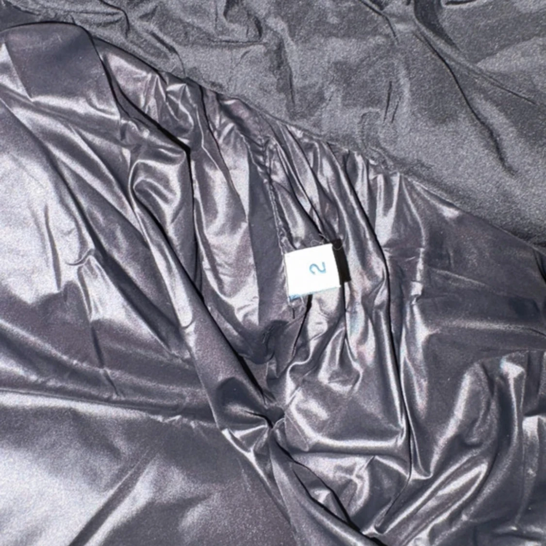 Svart Moncler pufferjacka med huva - 2