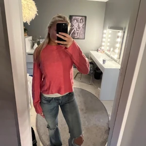 Rosa stickad tröja - Säljer denna rosa stickade💕