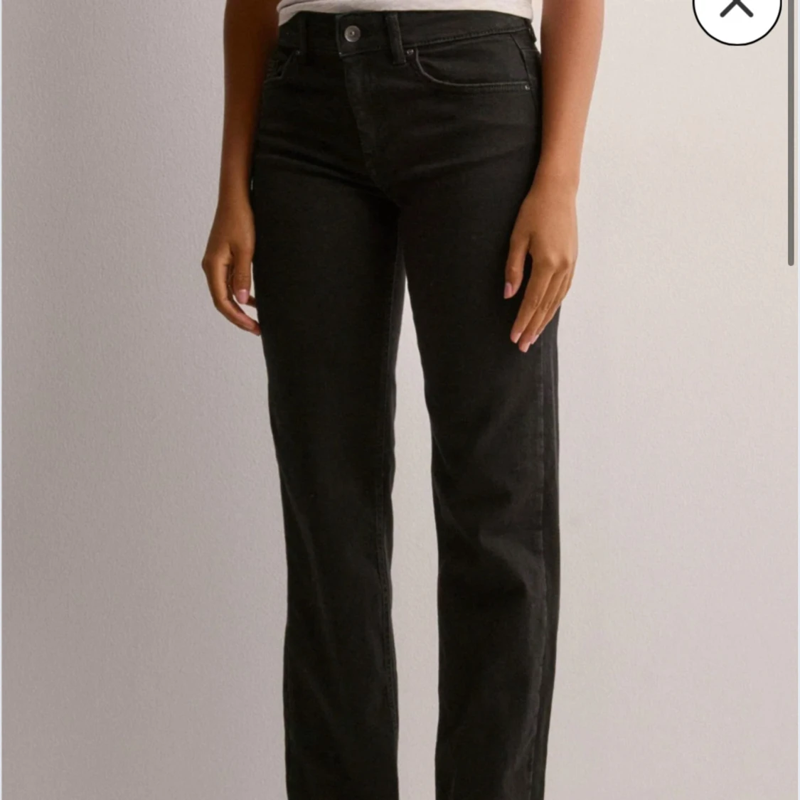 Svarta straight jeans från ONLY XS