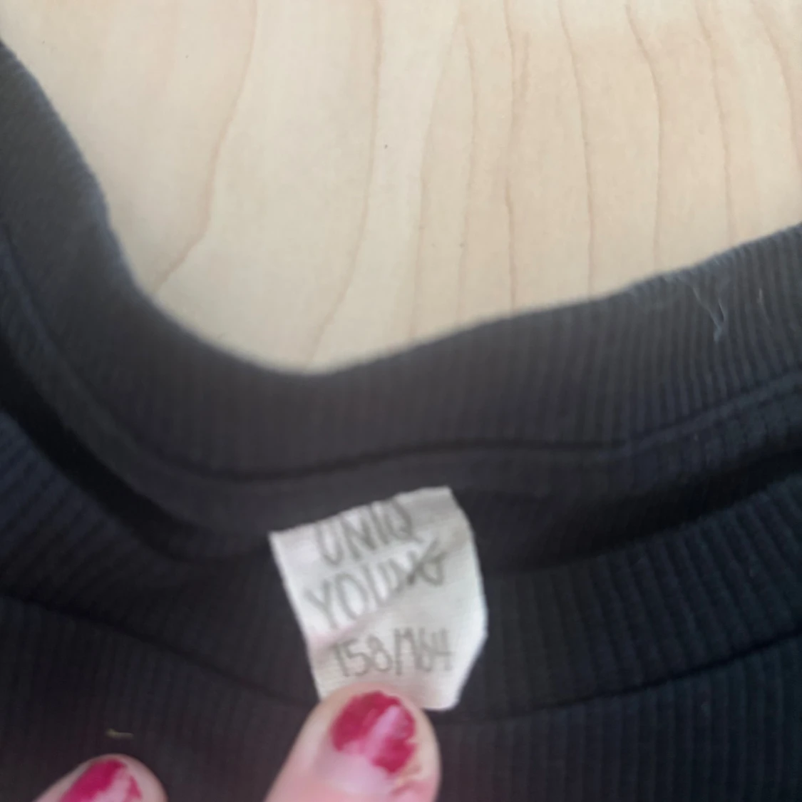 Svarta volangtoppar från Zara & Only Young - 1