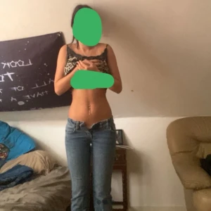 Jeans från lager 157 - Säljer ett par byxor som är försmå trodde dem skulle passa men de gjorde dem inte.