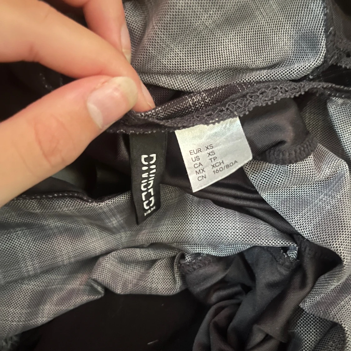 Rutig mesh topp från H&M XS - 2
