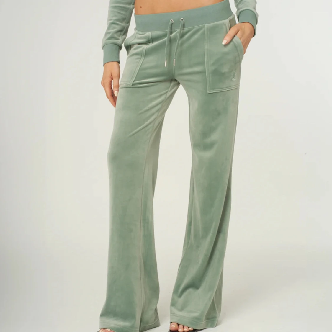 Snygga mjukisbyxor från Juicy Couture