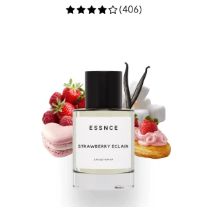 ESSNCE Strawberry Eclair parfym 50ml - ESSNCE Strawberry Eclair Eau de Parfum i en stilren, rund glasflaska med svart lock. Doften är inspirerad av jordgubb och bakverk, lite söt men väldigt fräsch. Flaskan rymmer 50 ml. Säljer för att doften inte passar mig. 
