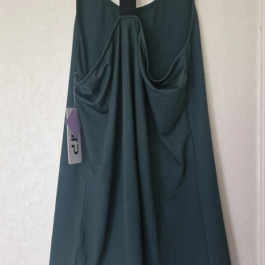 Mörkgrönt träningslinne från OTP - 1