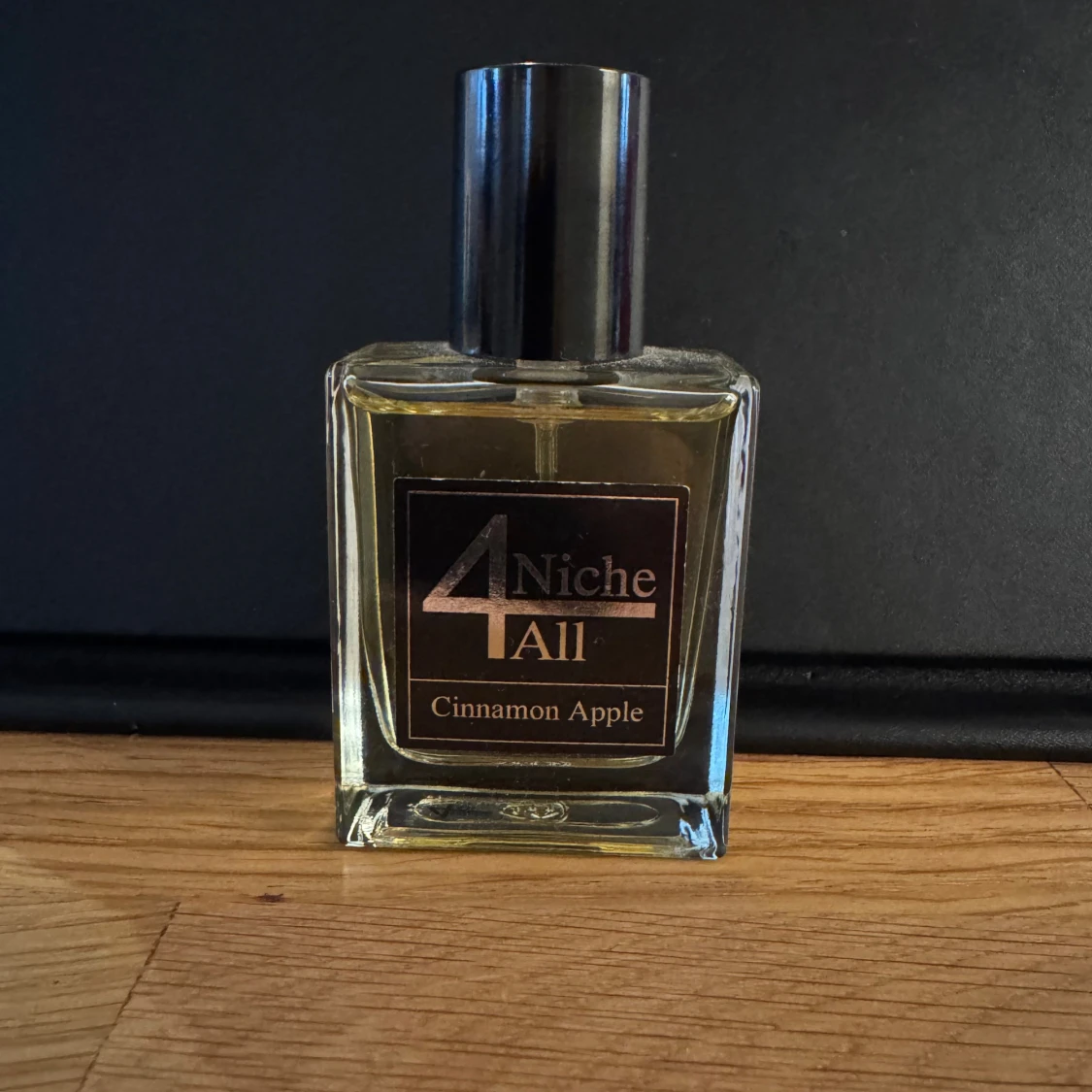 Niche4 All Cinnamon Apple parfym