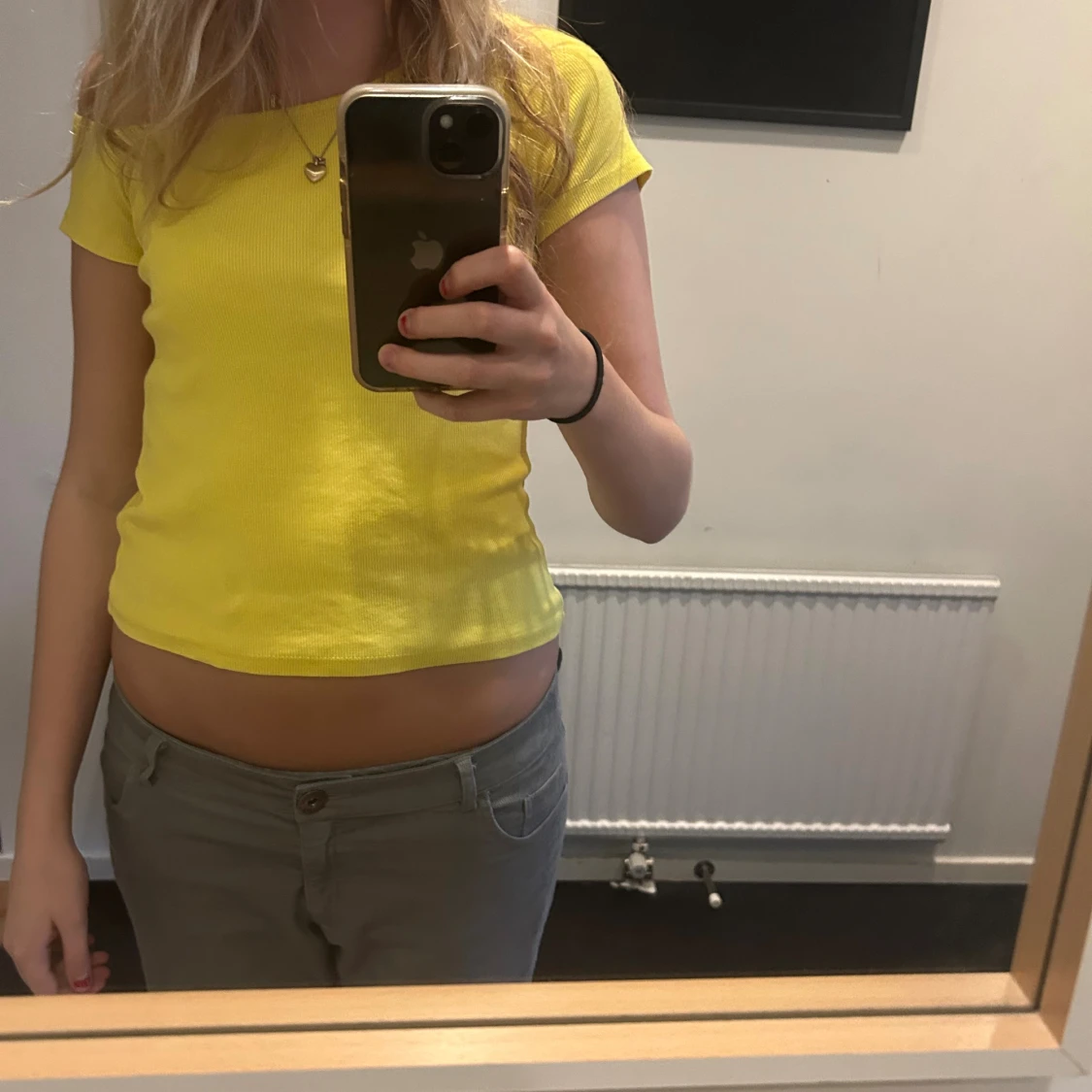 Gul ribbad topp från ICW Casual