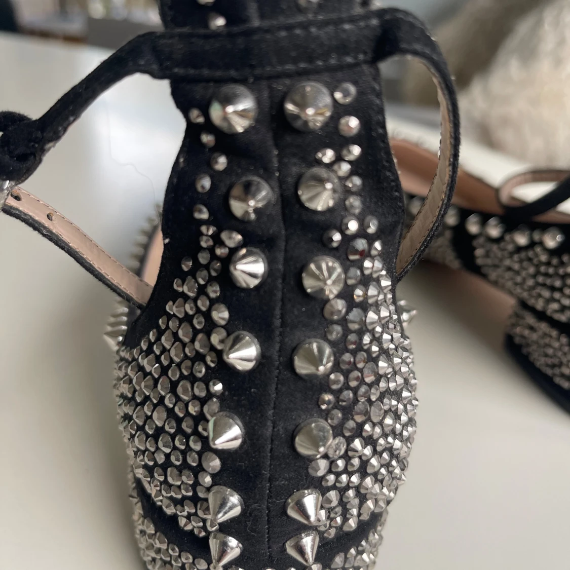 Svarta ballerina med nitar och strass - 2