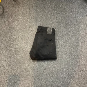 Replay Anbass jeans - Ett par jätte fräscha replay anbass jeans för bra pris modellen är 178 storleken är 29 32