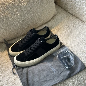 Tom Ford Cambridge skor  - Tom Ford Cambridge | Storlek: 43 | Nypris: 8900kr | Skick: 10/10, oanvända | Dustbag och extra snören igår | Kan mötas upp | Skriv om minsta funderingar | 