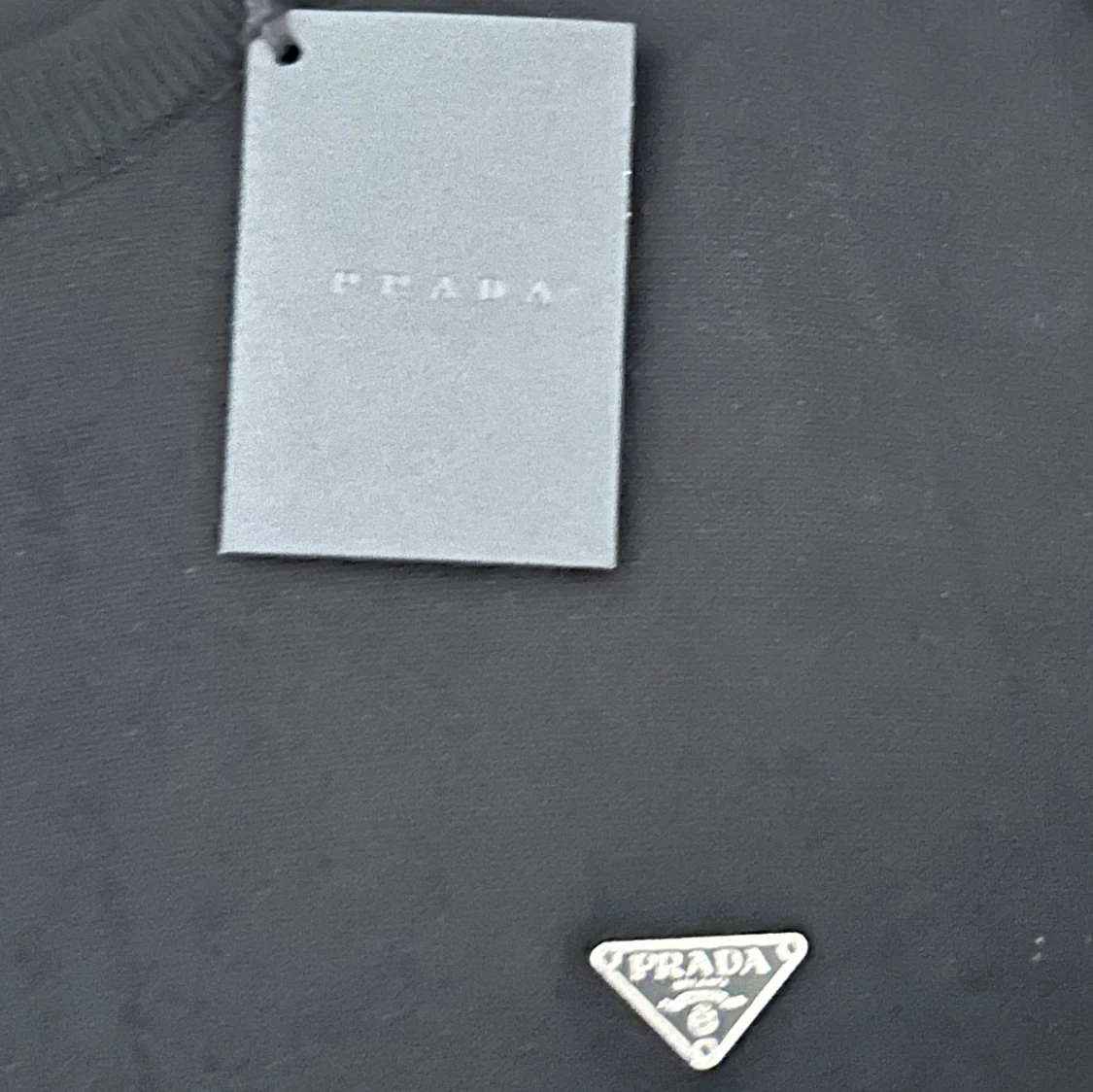 Svart stickad tröja från Prada - 4