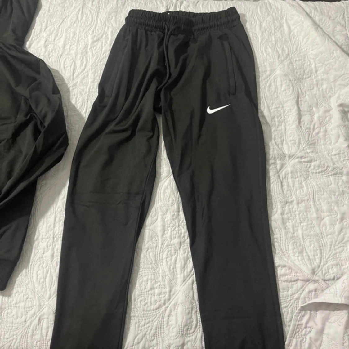 Svart Nike tracksuit med dragkedja - 2