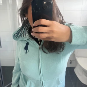 Kofta från Ralph lauren  - Superskön kofta från Ralph lauren 