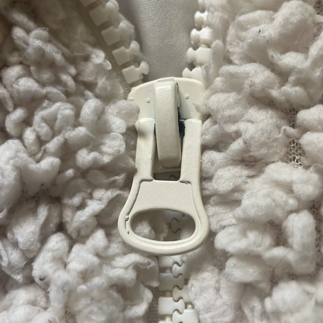 Vit teddyjacka från H&M Divided XS - 3