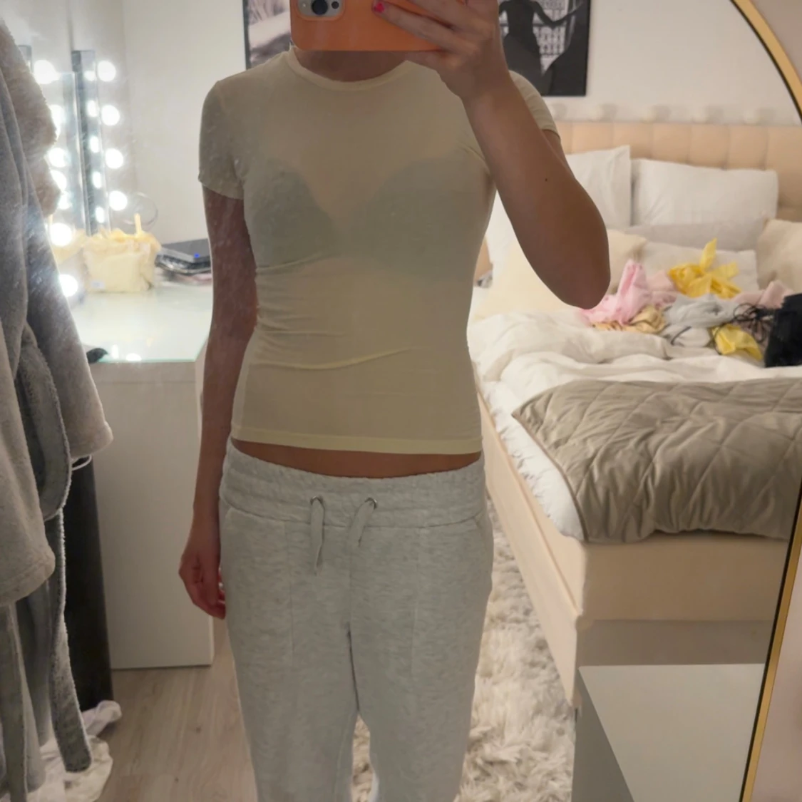 Gul basic T-shirt  - 1