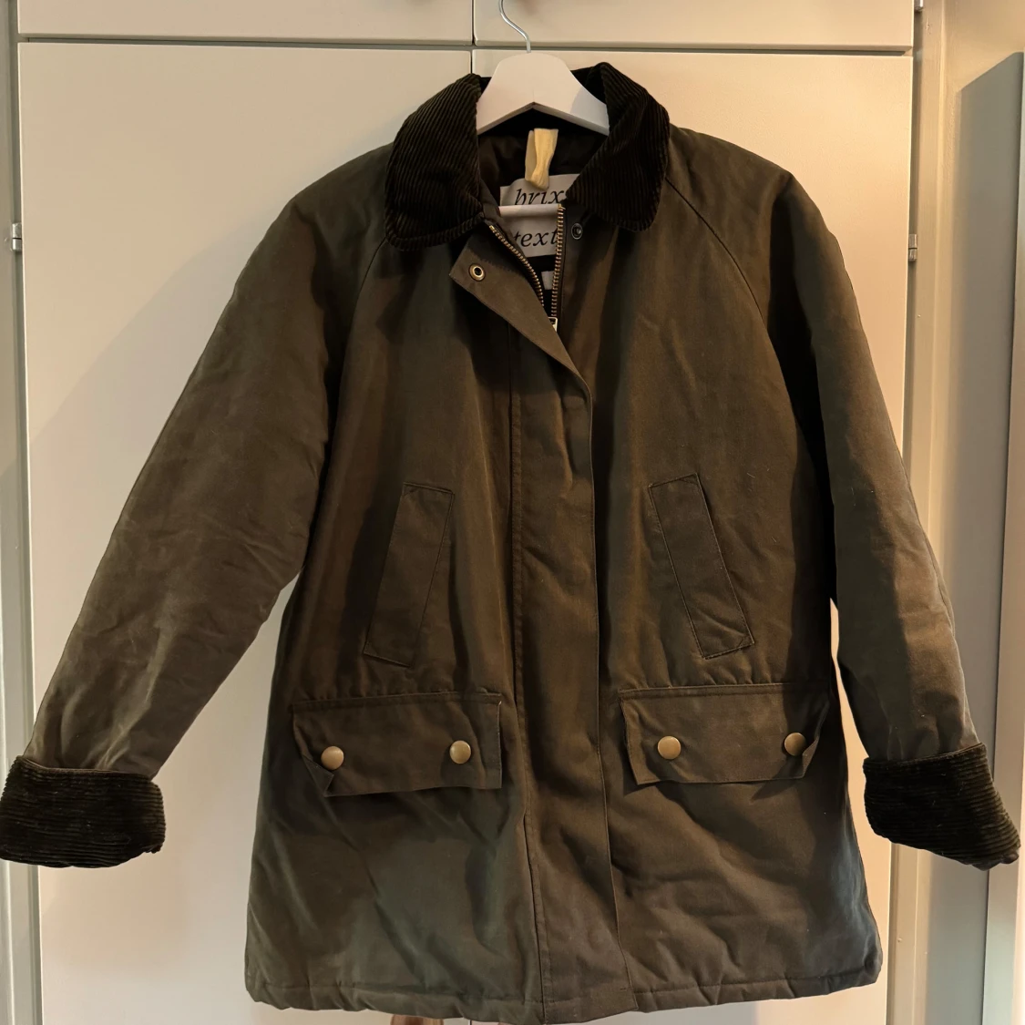 Olivgrön parkajacka från Brixtol S - 4