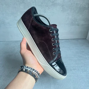 Lanvin skor - Vin röda Lanvin🍷| skick - 8,5/10 topp | storlek Uk8 passar 42-43 | Dustbag ingår! | skriv vid frågor 😁