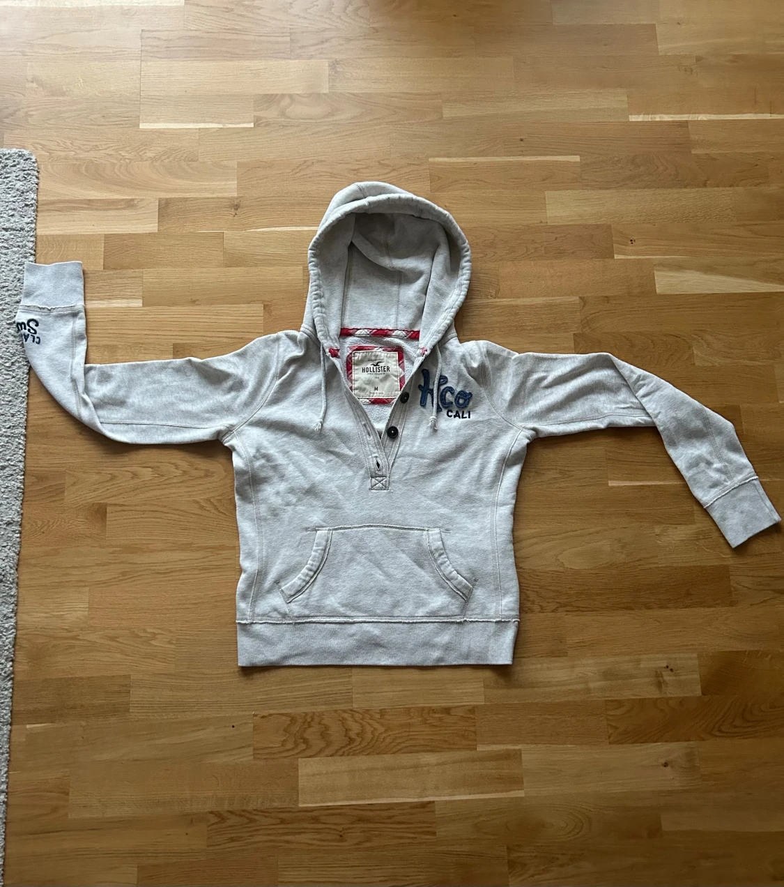 Grå cardigan från Hollister - 1