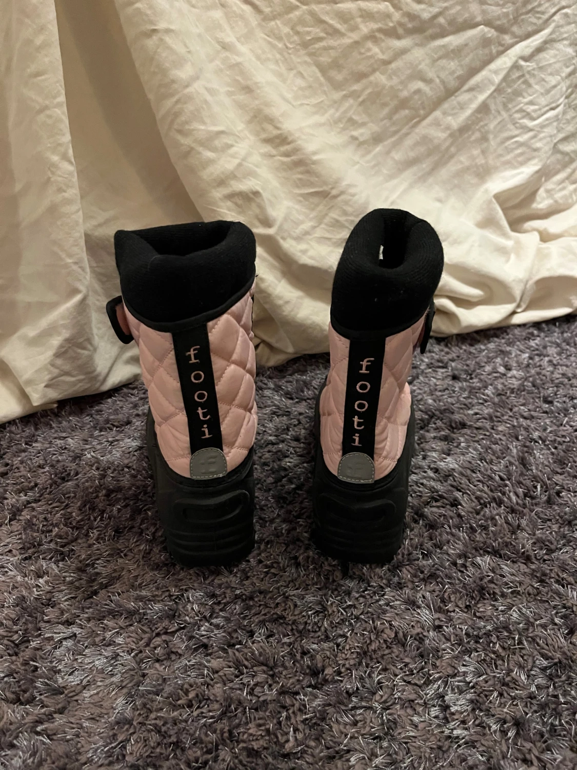 Footi vinterskor i stl 33 - 2
