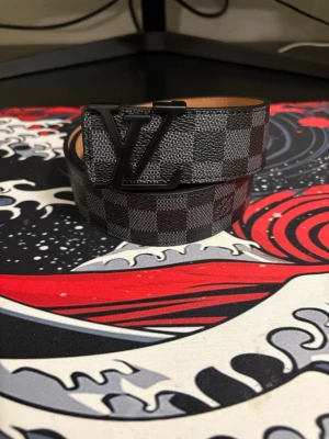 Svart bälte - Helt nytt svart bälte. Storleken är 110cm