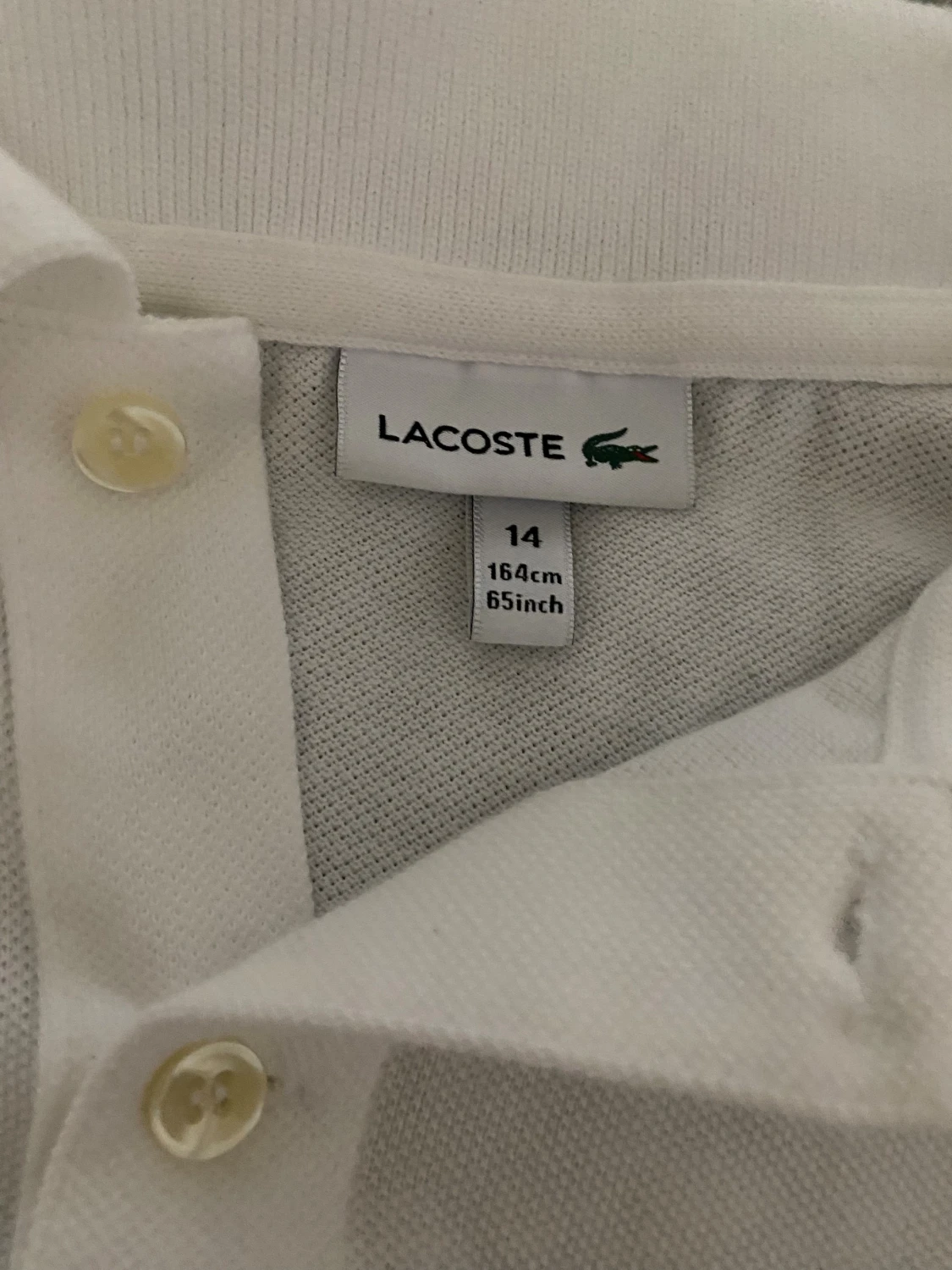 Vit pikétröja från Lacoste - 1