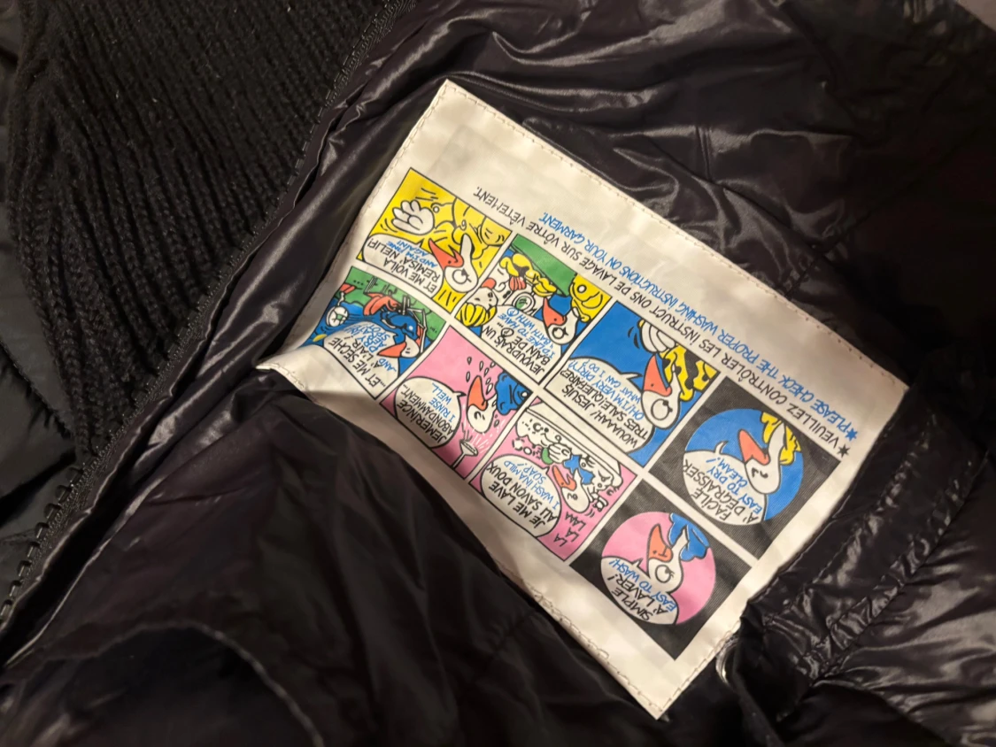 Svart Moncler pufferjacka med huva - 2