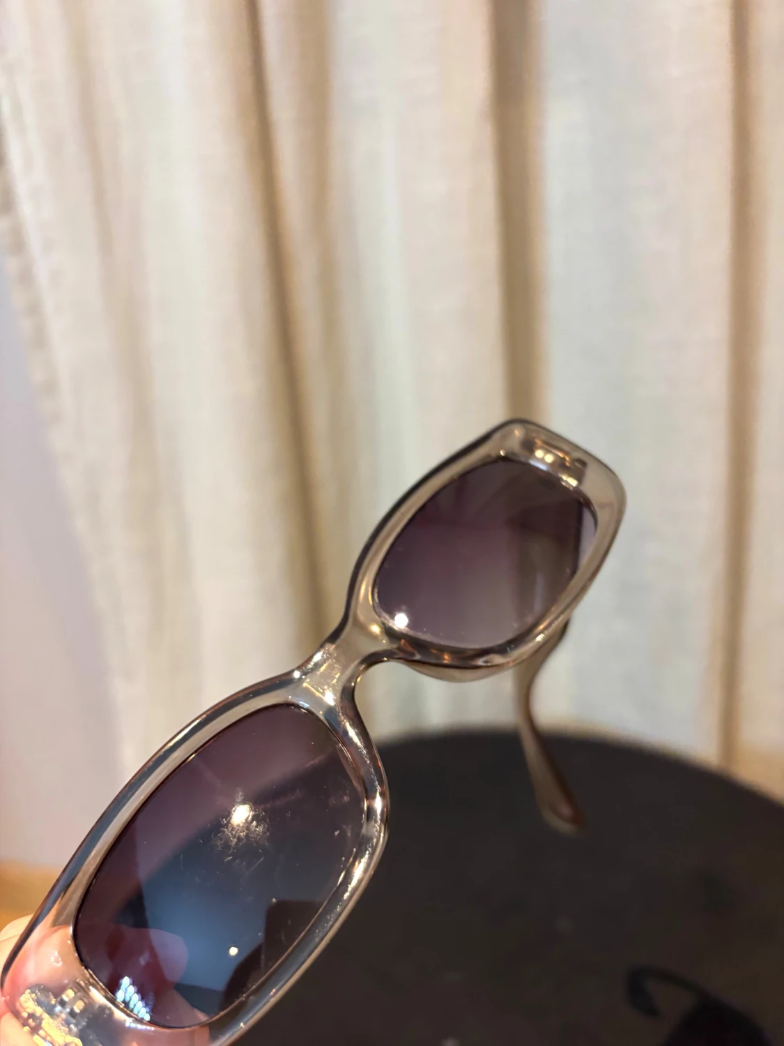 Transparenta rektangulära solglasögon - 1