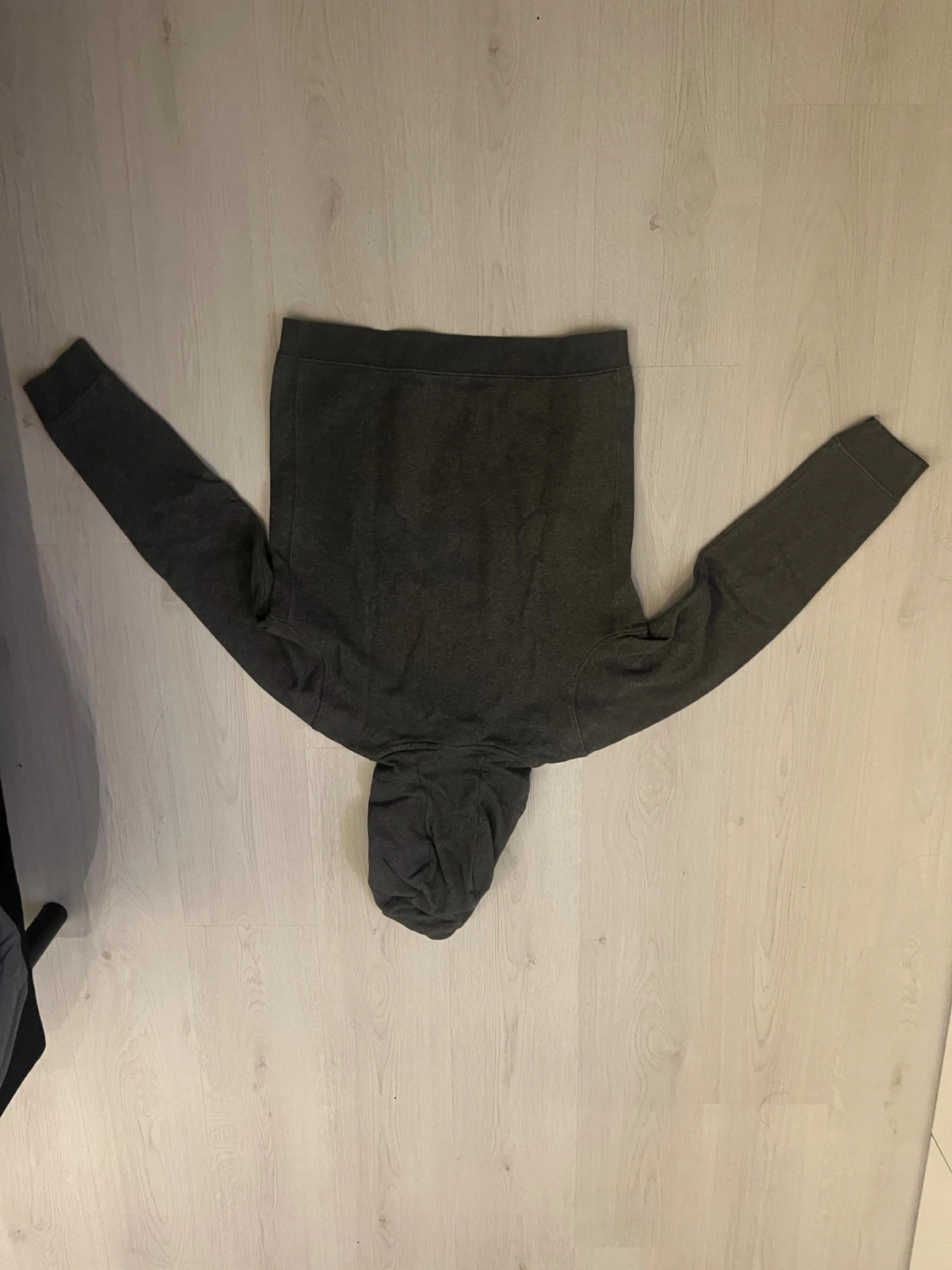 Mörkgrå Nike hoodie med huva - 1