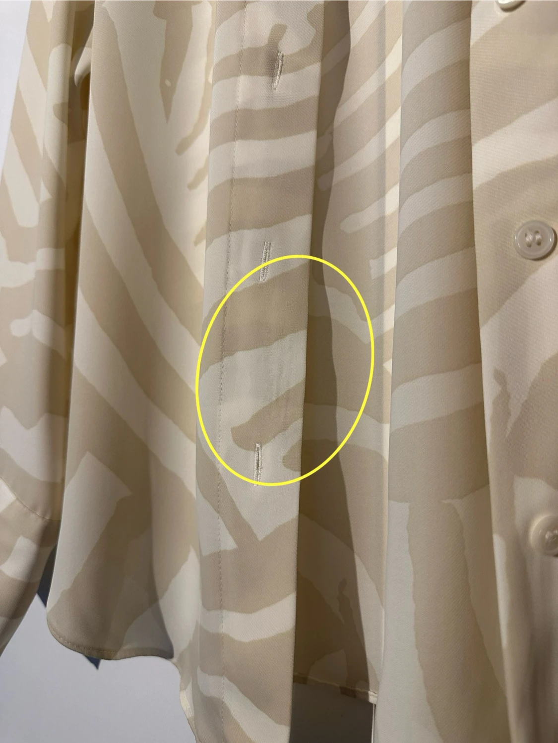 H&M beige skjorta, storlek XS - 1