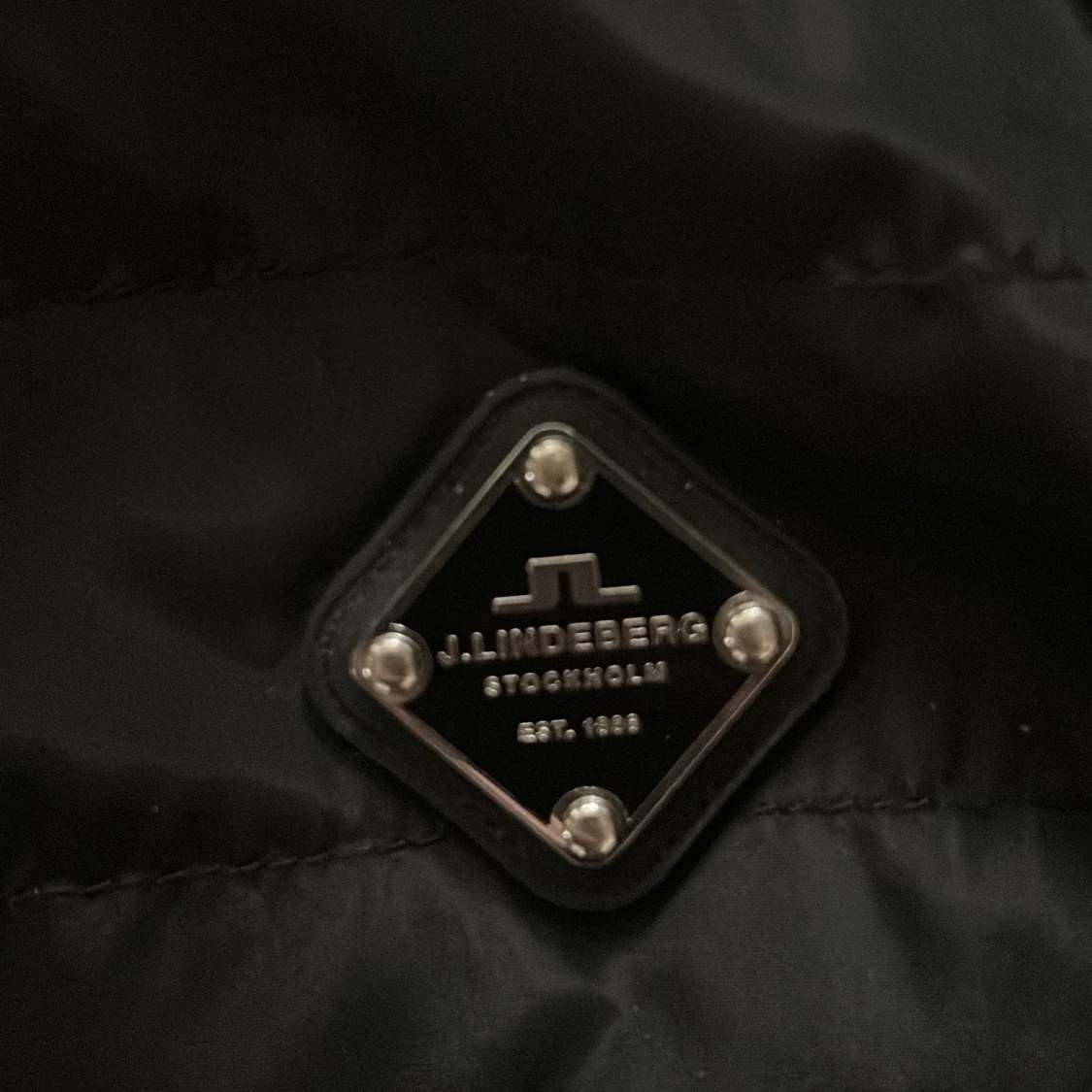 Svart cardigan från J.Lindeberg - 2