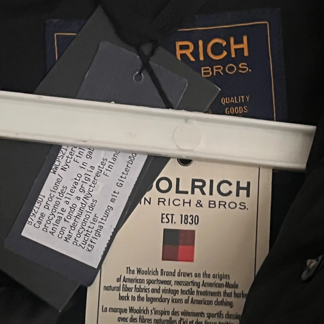 Svart parkas från Woolrich med päls - 1