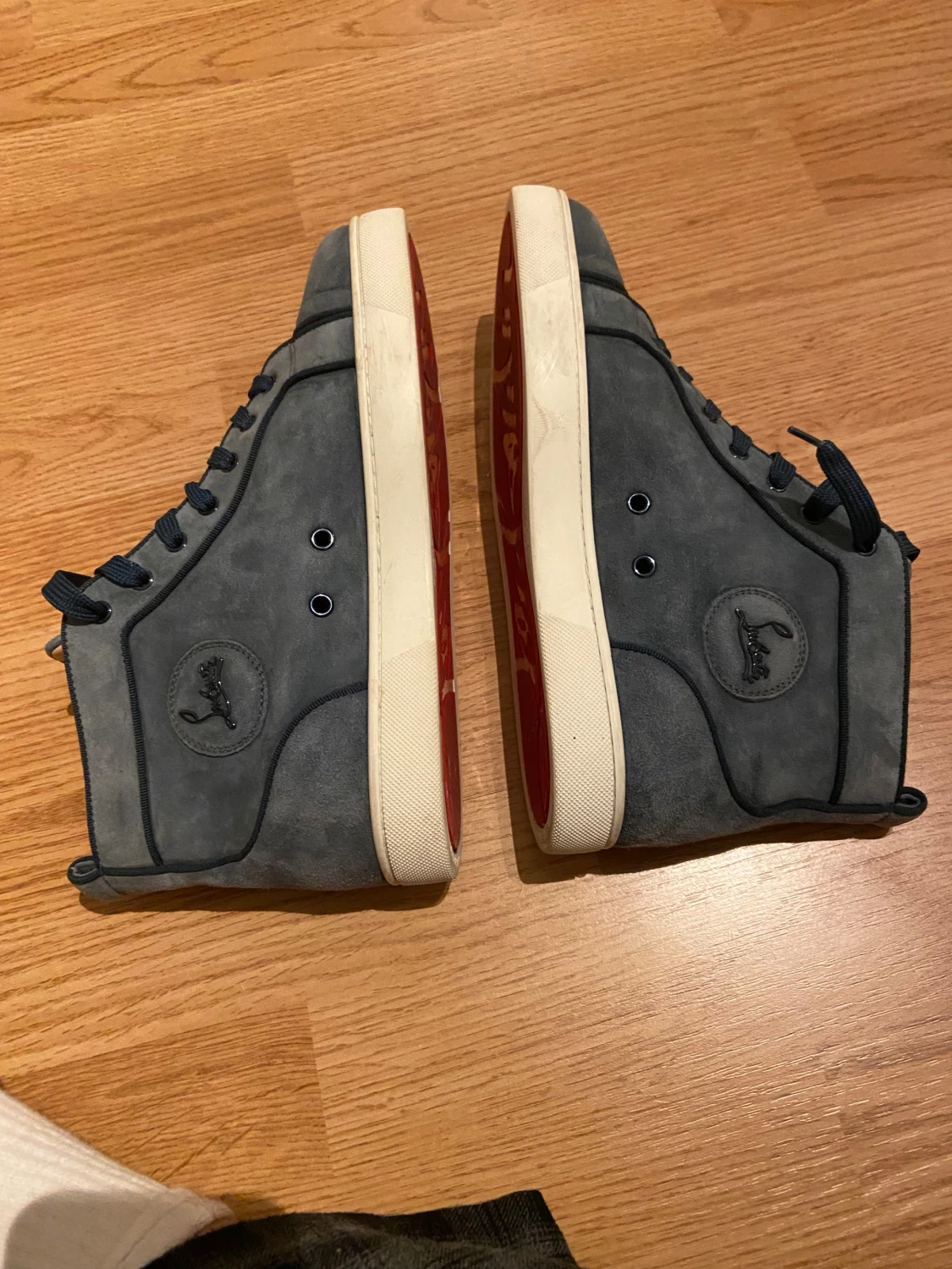 Christian Louboutin - 5