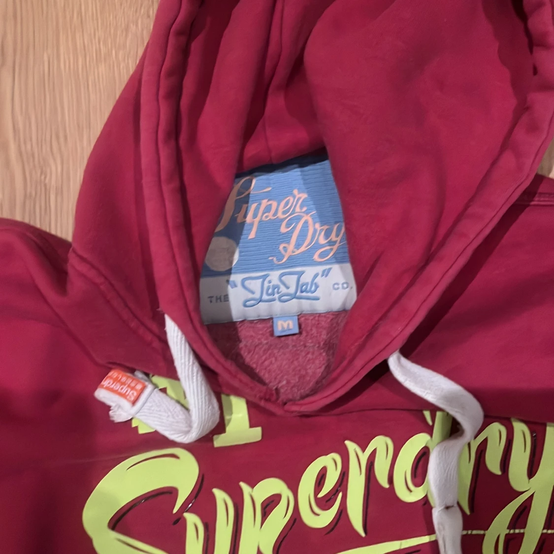 Röd Superdry hoodie med tryck - 3