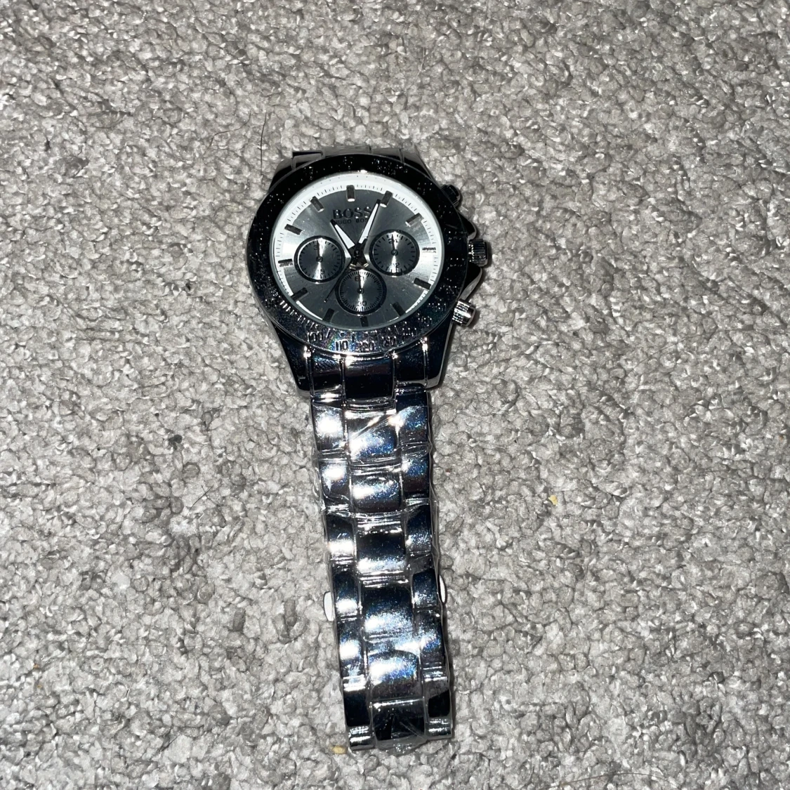 klocka från Hugo Boss