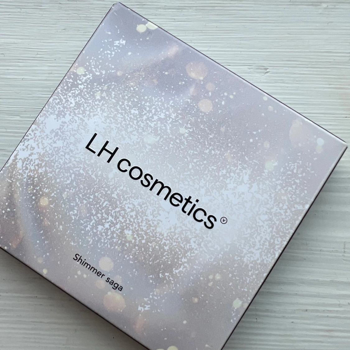 LH cosmetics Shimmer Saga palett - 2
