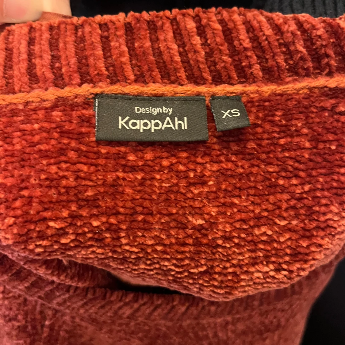 Röd stickad tröja från KappAhl - 2