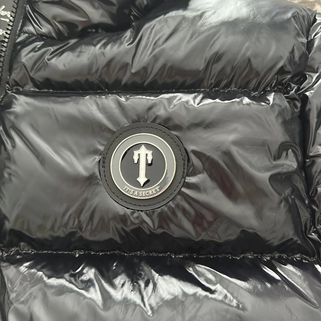 Svart pufferjacka från Trapstar - 1