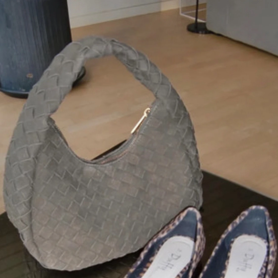 Grön axelväska i flätad mocka - 2