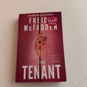 The Tenant - En spännande och mörk thriller om hemligheter, faror och oväntade vändningar. Perfekt för dig som gillar nervkittlande berättelser och vill ha en bok som är svår att lägga ifrån sig. Passar unga vuxna som söker en riktig bladvändare med mystik och spänning.